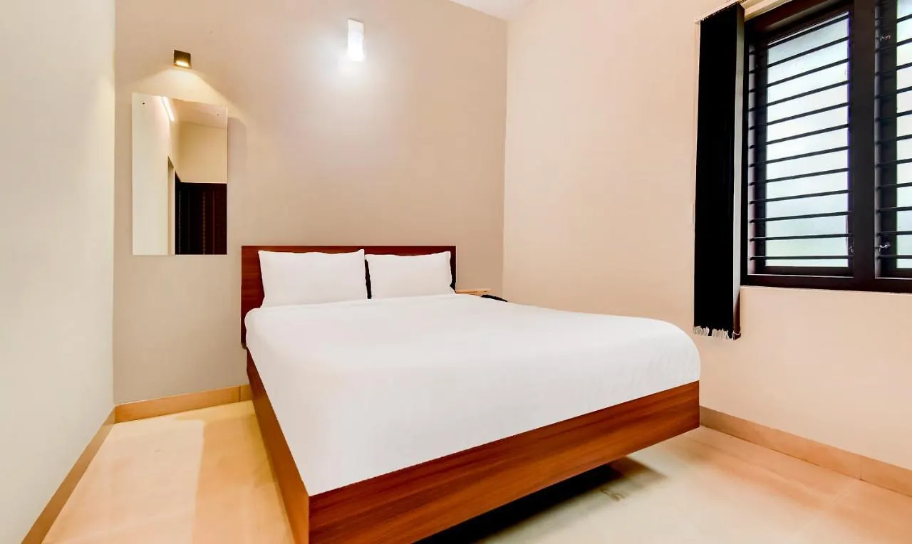 Aspire Maradu Hotel Kochi 0*,