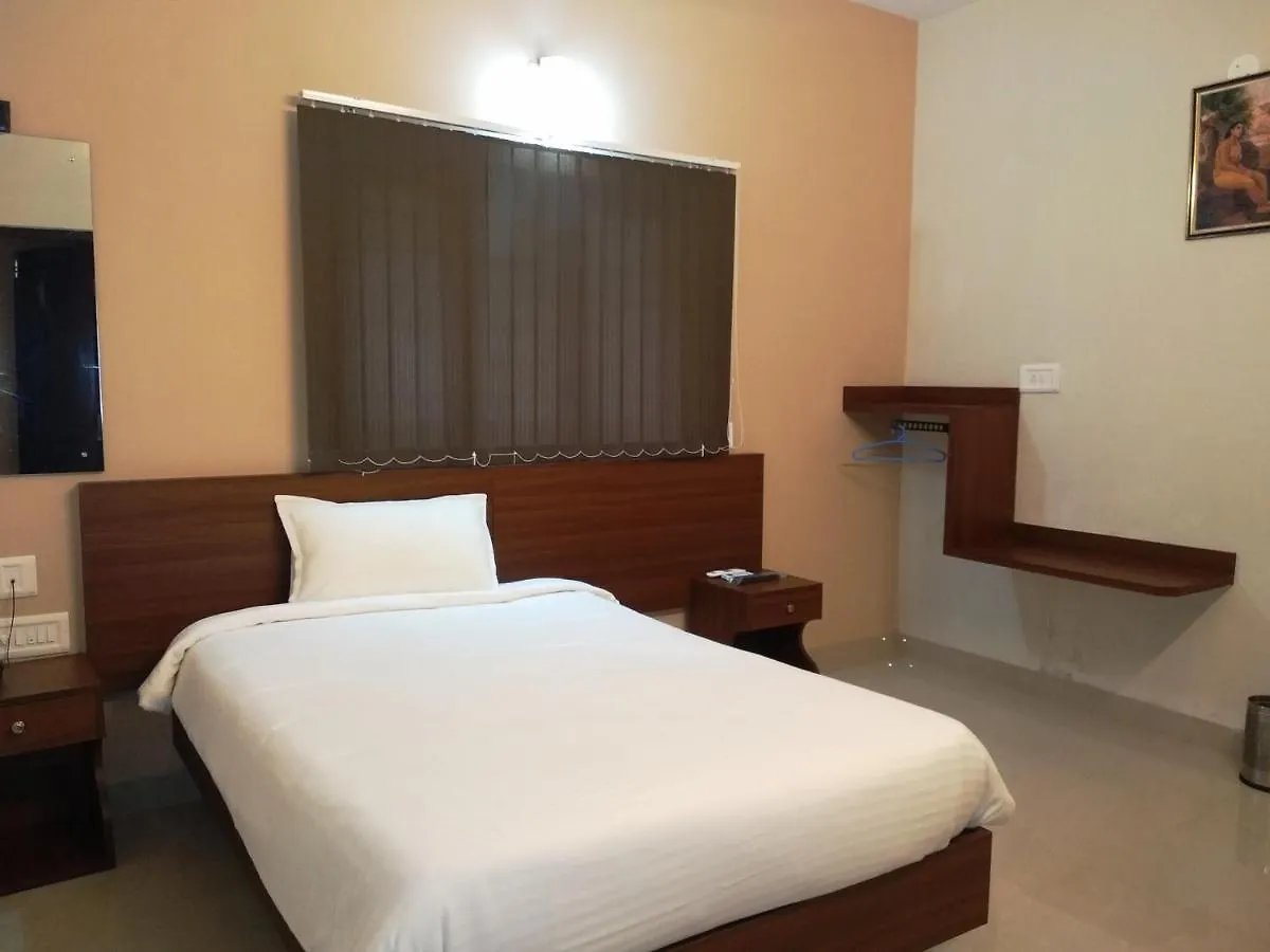 Aspire Maradu Hotel Kochi 0*,  India